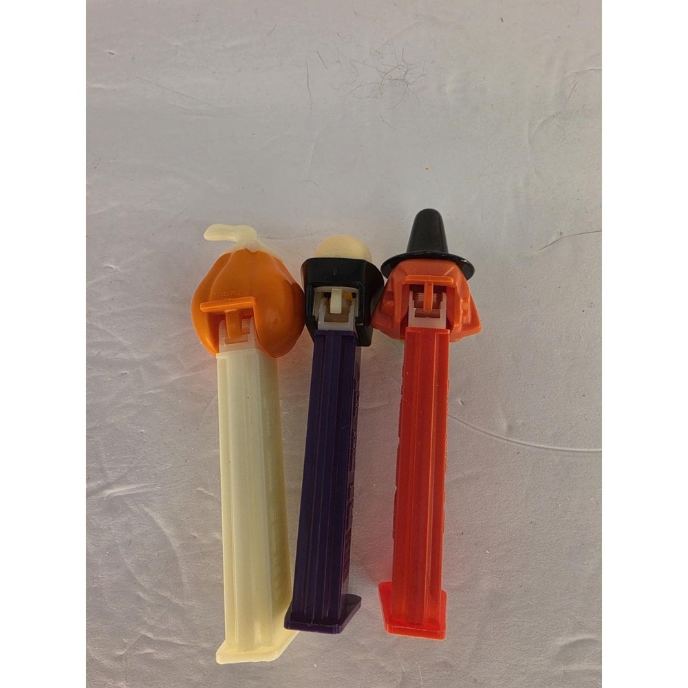 Vintage PEZ Halloween Dispensers Lot of 3 Pumpkin Skull Witch Slovenia Hungary - Picture 4 of 5